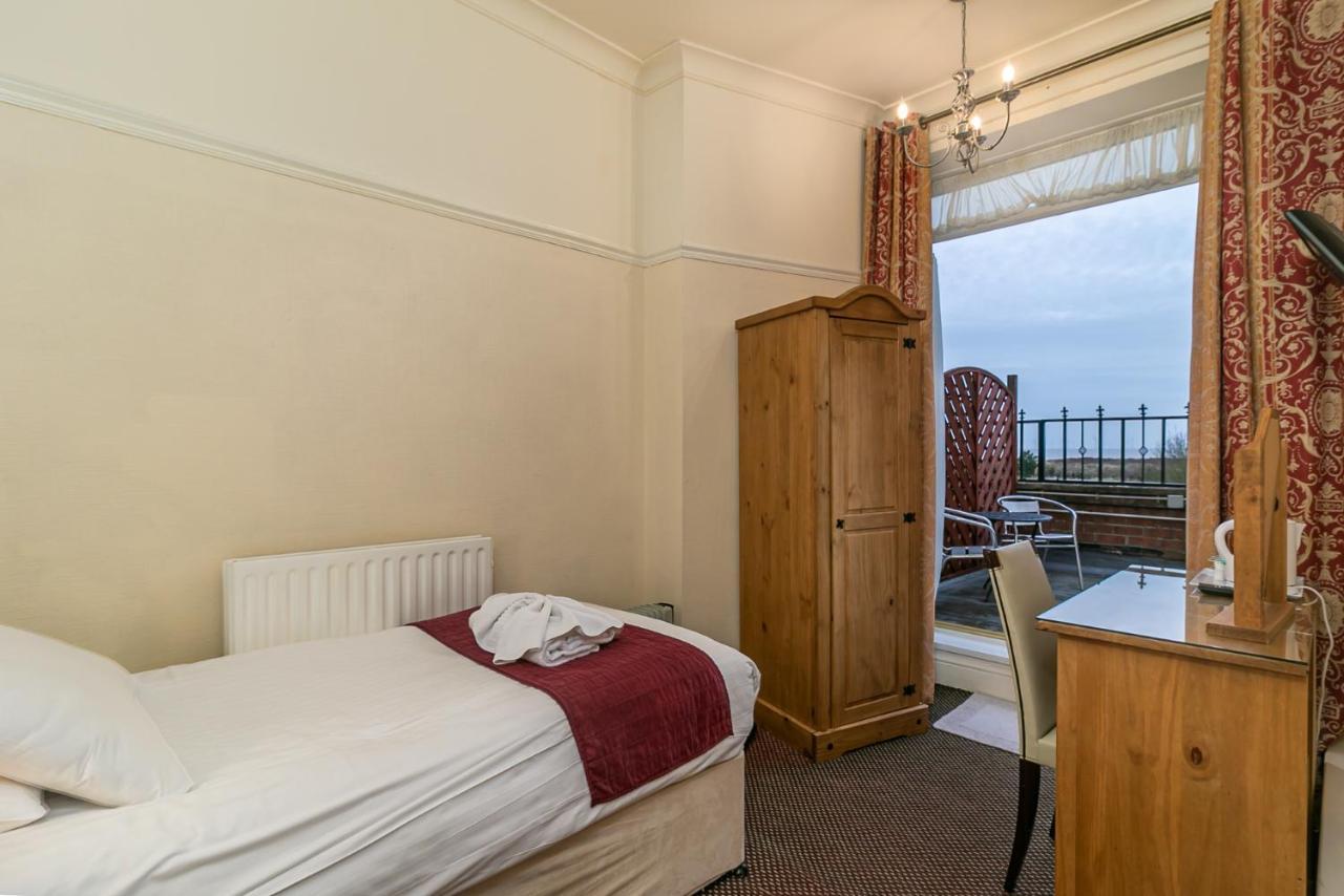 Skegness The Royal Hotel Bagian luar foto